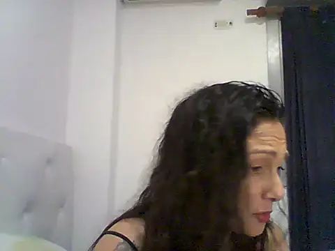 dulcefanny online show from 10, 1, 2026