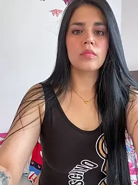 sophy whiite  online show from 24, 9, 2025