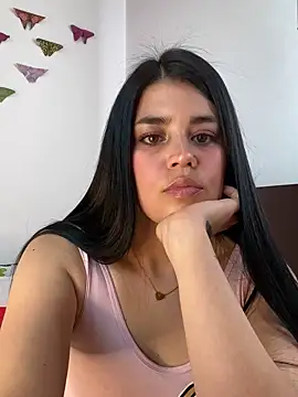sophy whiite  online show from 19, 9, 2025
