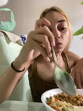 loirinhaaa online show from 3, 3, 2026