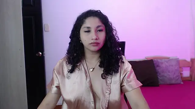 Gia Dior online show from 7, 11, 2025