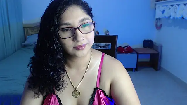 Gia Dior online show from 29, 9, 2025