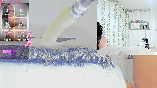 Ashley  Jones   online show from 18, 4, 2026