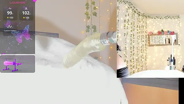 Ashley  Jones   online show from 25, 3, 2026