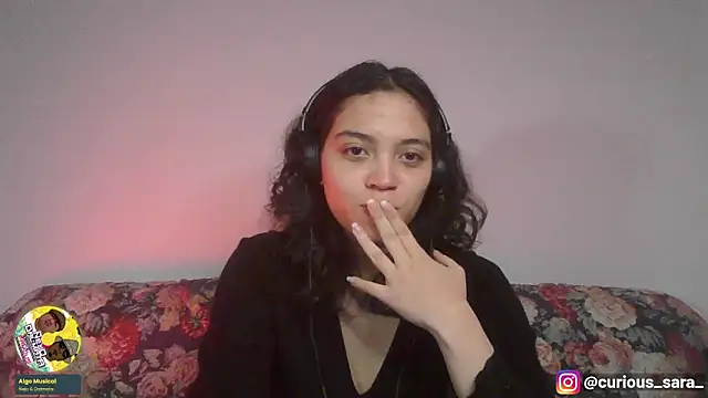 Snapshot of _curiouskitten_ chatting on 25, 3, 2026 curiouskitten online show from 25, 3, 2026