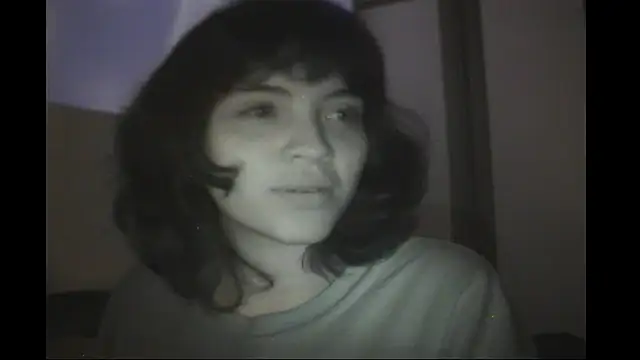 Snapshot of _curiouskitten_ chatting on 30, 9, 2025  curiouskitten  online show from 30, 9, 2025