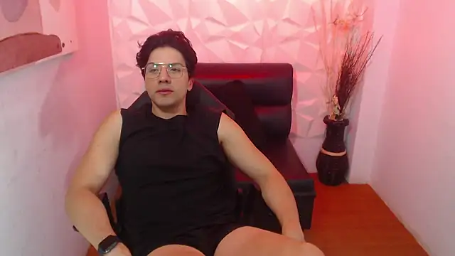 Titan spanic online show from 19, 9, 2025