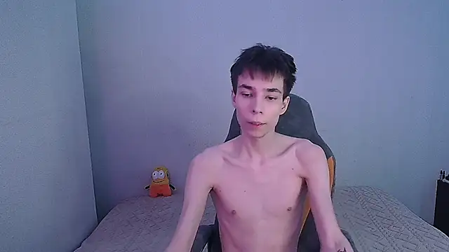 Snapshot of adam_kpoy chatting on 8, 10, 2025 adam kpoy online show from 8, 10, 2025