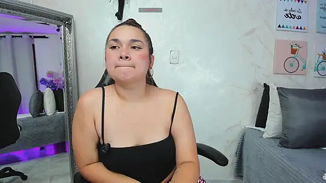 Snapshot of andre-baker chatting on 26, 11, 2025 andre-baker online show from 26, 11, 2025