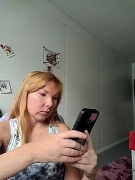 JenyJansi online show from 24, 9, 2025