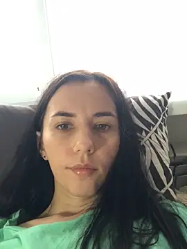 oliviyaalove online show from 6, 10, 2025