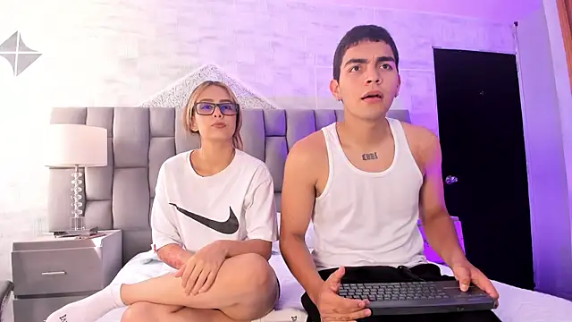EmmettAndTaylor online show from 19, 9, 2025
