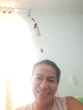 Snapshot of camilavargas_ chatting on 28, 5, 2026 camilavargas online show from 28, 5, 2026