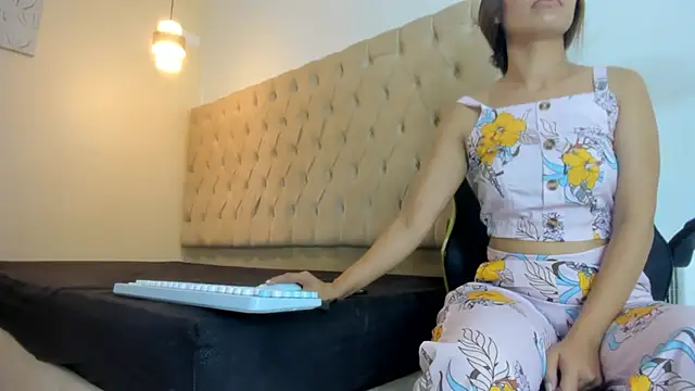 Naomis 35 online show from 7, 3, 2026