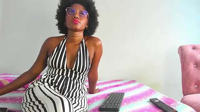 Beauty Luci online show from 8, 11, 2025