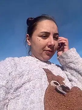 Emilie 1 online show from 22, 2, 2026