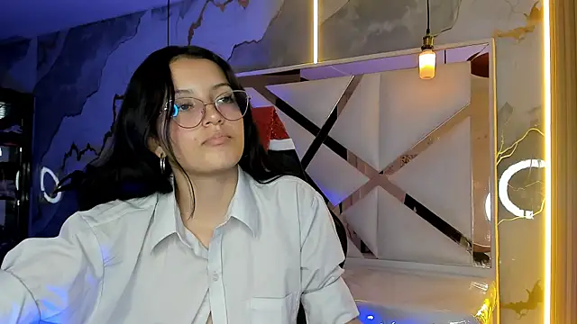 sophiadoll tf online show from 18, 12, 2025