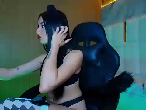 Snapshot of sophiadoll_tf chatting on 16, 10, 2025 sophiadoll tf online show from 16, 10, 2025