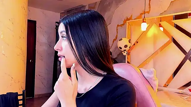 sophiadoll tf online show from 13, 7, 2026