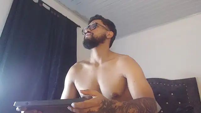 Chrys harris77 online show from 18, 4, 2026