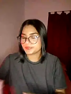 Renata Zoe online show from 10, 11, 2025