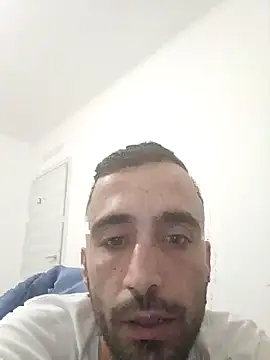 Snapshot of Deffnot7777 chatting on 6, 11, 2025 Deffnot7777 online show from 6, 11, 2025