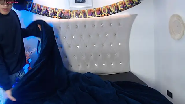 Snapshot of SalvadorFit chatting on 28, 10, 2025 SalvadorFit online show from 28, 10, 2025