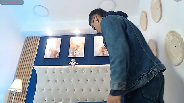 SalvadorFit online show from 6, 4, 2026