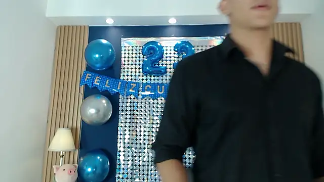 SalvadorFit online show from 12, 3, 2026