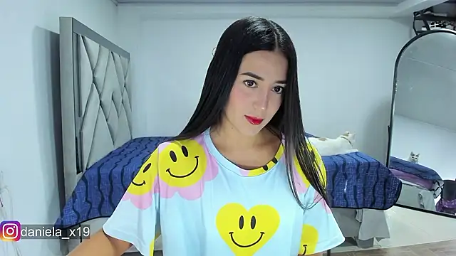 Daniela x19 online show from 5, 2, 2026