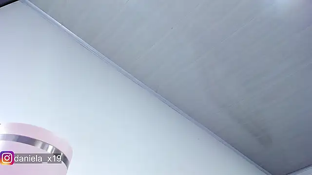 Daniela x19 online show from 12, 2, 2026