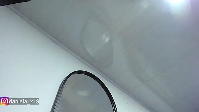 Daniela x19 online show from 10, 3, 2026