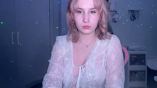 ursweetalice online show from 19, 9, 2025