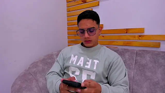 axel vega online show from 30, 9, 2025