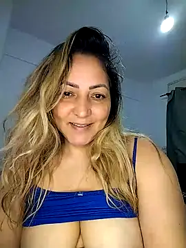 Lunita86 online show from 29, 10, 2025