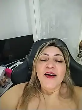 Lunita86 online show from 25, 5, 2026