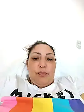 Lunita86 online show from 6, 2, 2026