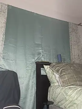 foreigntitts  online show from 24, 2, 2026