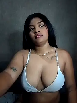 Snapshot of kiaraconex27 chatting on 18, 10, 2025 kiaraconex27 online show from 18, 10, 2025