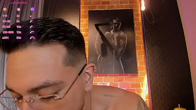 DomnGrey online show from 4, 10, 2025