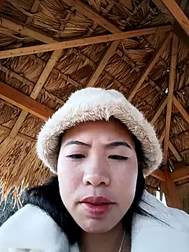 Snapshot of tulipsexy chatting on 27, 11, 2025 tulipsexy online show from 27, 11, 2025