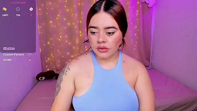 Snapshot of isabella_arias2 chatting on 6, 3, 2026 isabella arias2 online show from 6, 3, 2026