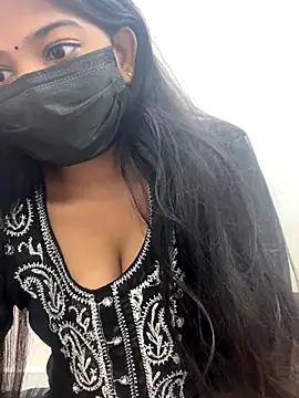 Rihana 01 online show from 29, 9, 2025