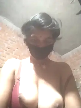 Snapshot of Hott_cutgirl chatting on 17, 10, 2025 Hott cutgirl online show from 17, 10, 2025