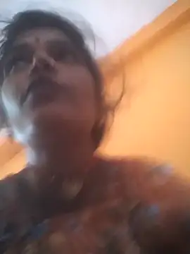 Snapshot of Hott_cutgirl chatting on 8, 10, 2025 Hott cutgirl online show from 8, 10, 2025