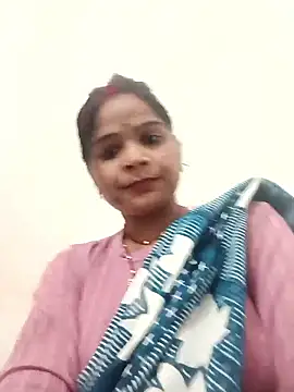 Hott cutgirl online show from 3, 6, 2026