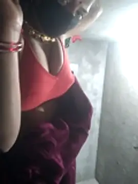 Snapshot of Hott_cutgirl chatting on 7, 2, 2026 Hott cutgirl online show from 7, 2, 2026