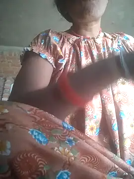 Snapshot of Hott_cutgirl chatting on 11, 11, 2025 Hott cutgirl online show from 11, 11, 2025