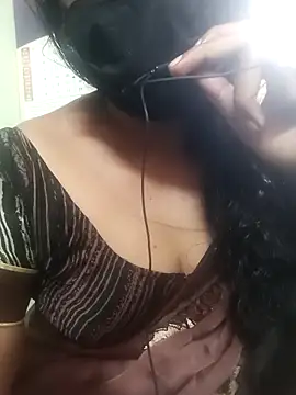 Snapshot of karthika-telugu chatting on 4, 11, 2025 karthika-telugu online show from 4, 11, 2025