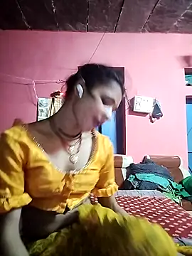 Snapshot of R_Roshni chatting on 24, 9, 2025 R Roshni online show from 24, 9, 2025